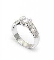טבעת אירוסין עם יהלום מרחף - וולנטיין