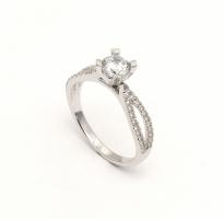 טבעת אירוסין עם יהלום נמוך - ליאל